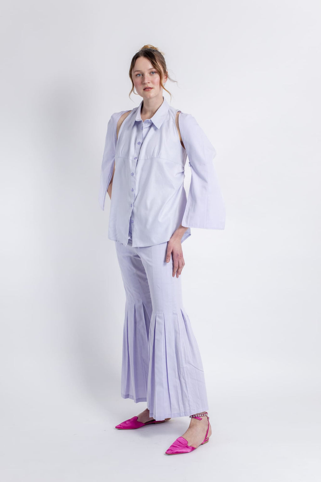 Modular Shirt with Adjustable Drawstring and Violet Cape