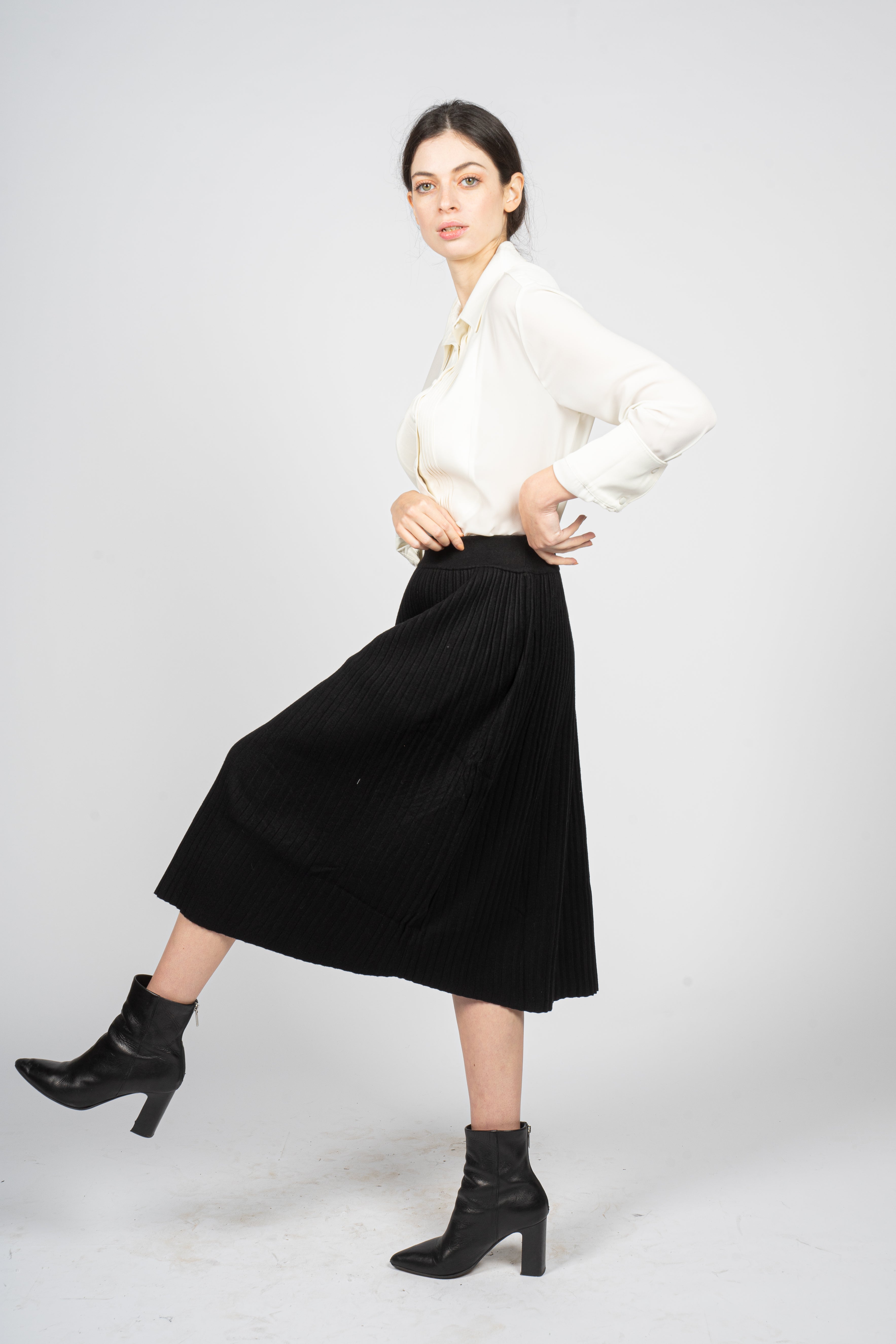 Calf-Length Pleated Skirt